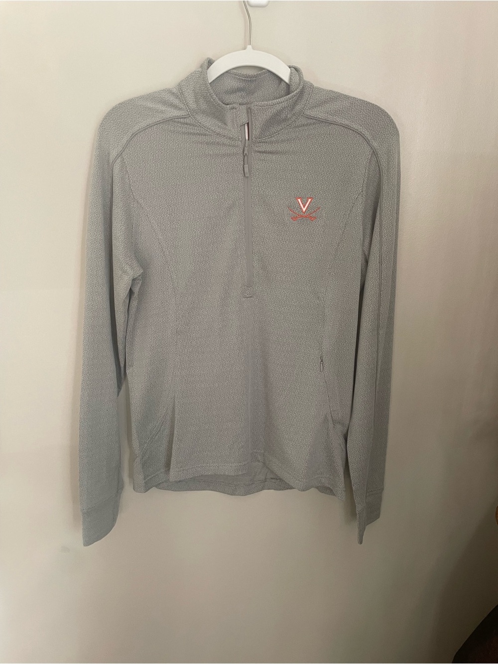 NWT University of Virginia UVA Women’s Small Quarter Zip Pullover Gray Levelwear